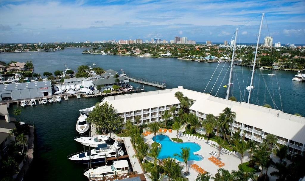 HILTON FORT LAUDERDALE MARINA FORT LAUDERDALE | ACCOMMODATION WITH ...